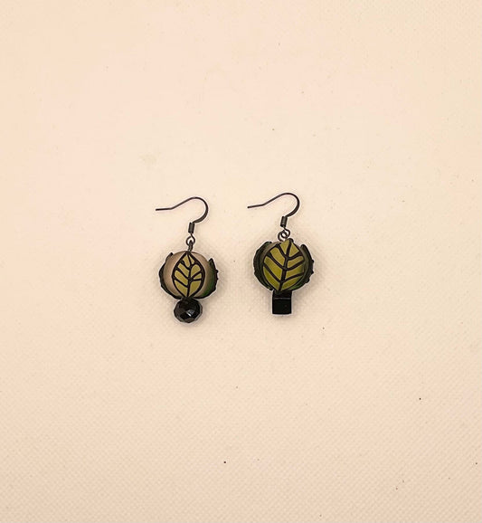 Zuri Love Earrings Round Leaf Earrings